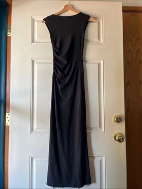 Black Sleeveless Maxi Dress